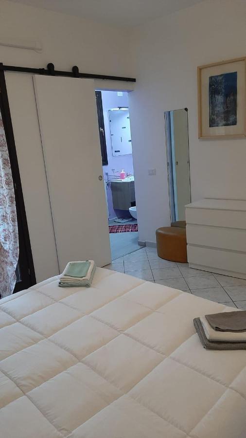 Pressi Aeroporto Costa Smeralda Olbia Dış mekan fotoğraf